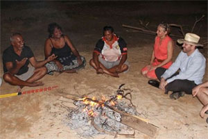Aboriginal people living in Darwin with the Telling It Like It Is project's researchers.