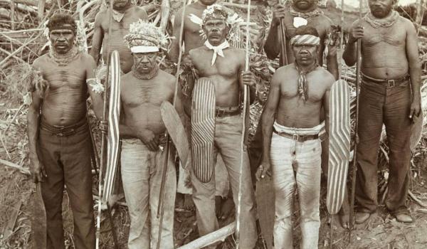 Warriors, hunters and lore men from the Carnarvon region of Western Australia, in 1906 -  Dr T. H. Lovegrove / IDIDJ Australia